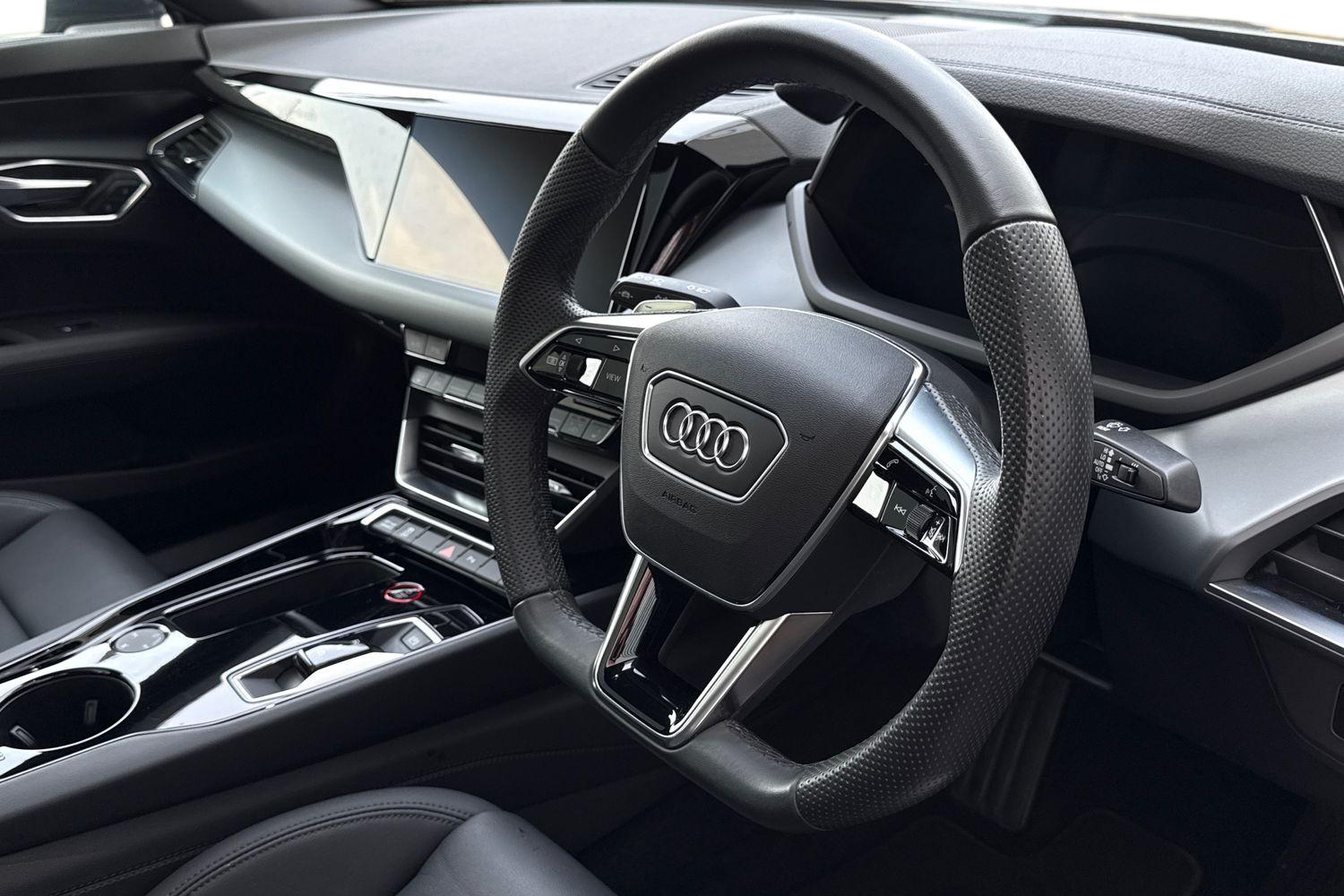 Used Audi e-tron GT 2023 for sale - 77779676: Photo 14