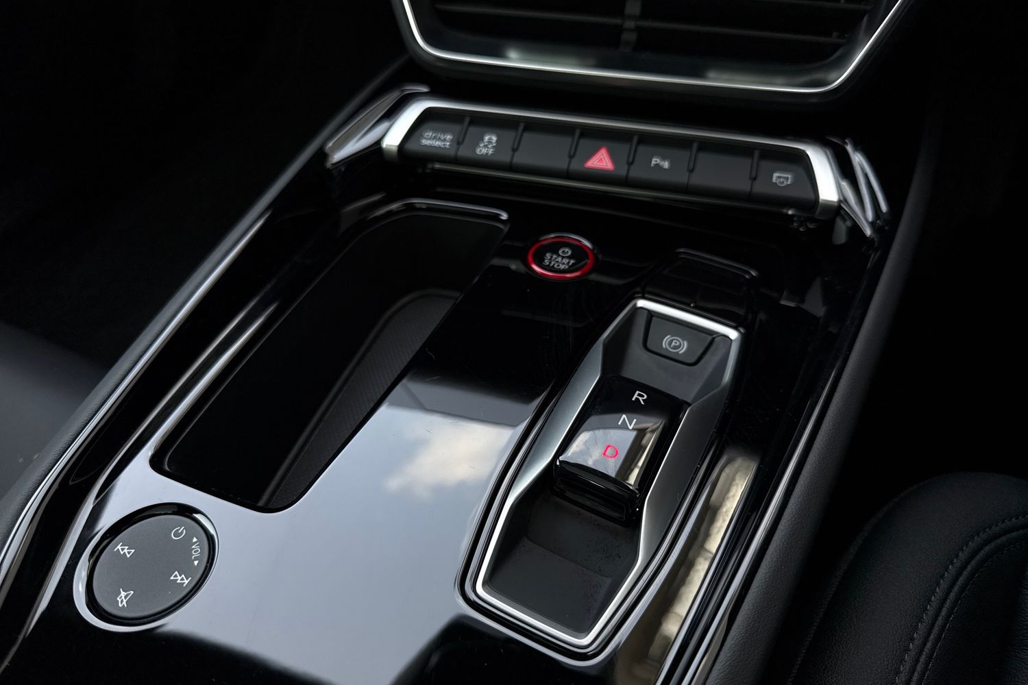 Used Audi e-tron GT 2023 for sale - 77779676: Photo 23