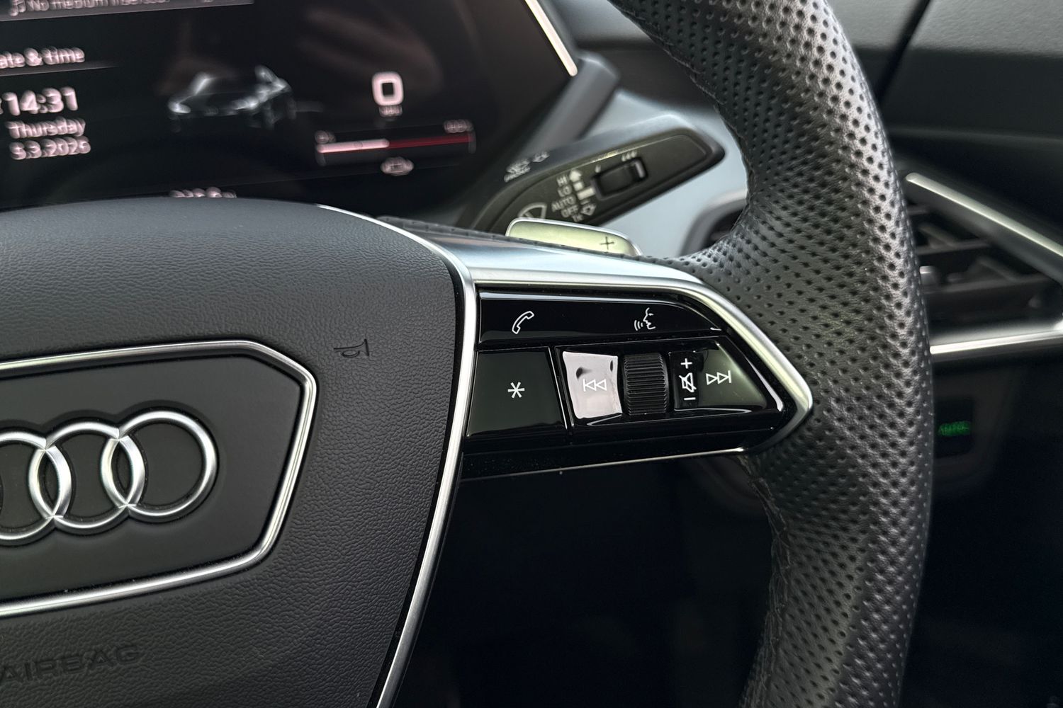 Used Audi e-tron GT 2023 for sale - 77779676: Photo 57