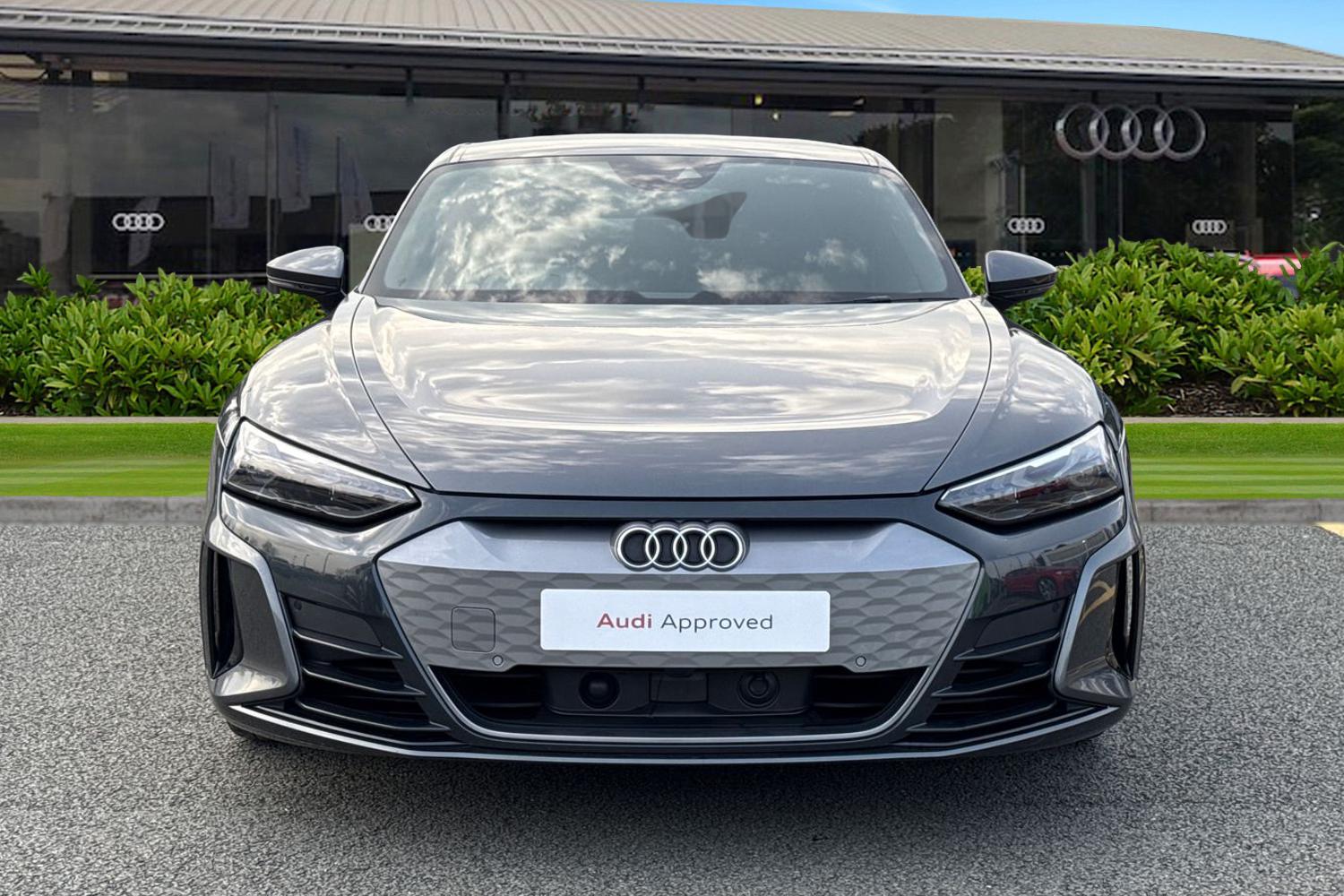 Used Audi e-tron GT 2023 for sale - 77779676: Photo 6