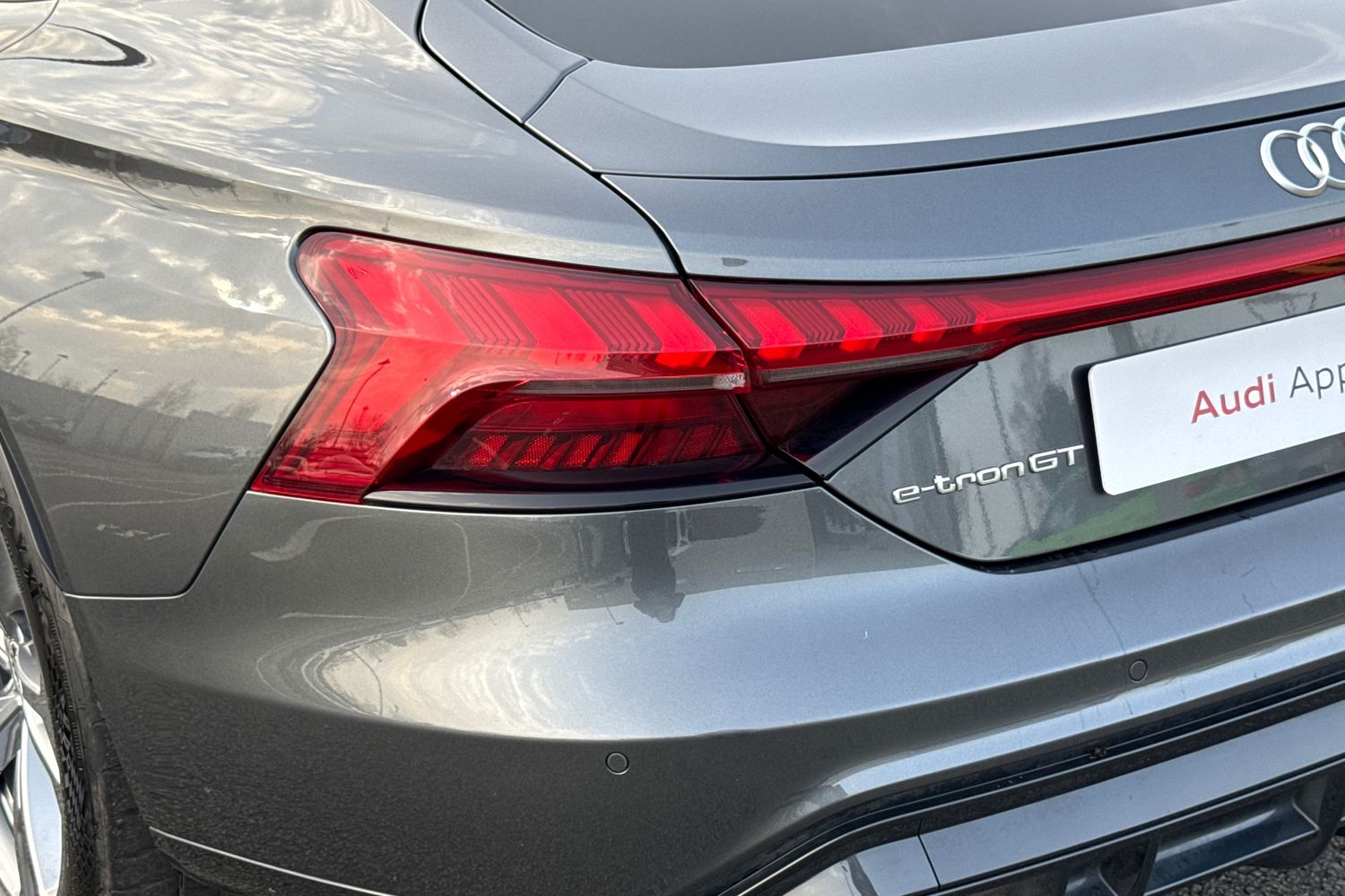 Used Audi e-tron GT 2023 for sale - 77779676: Photo 8