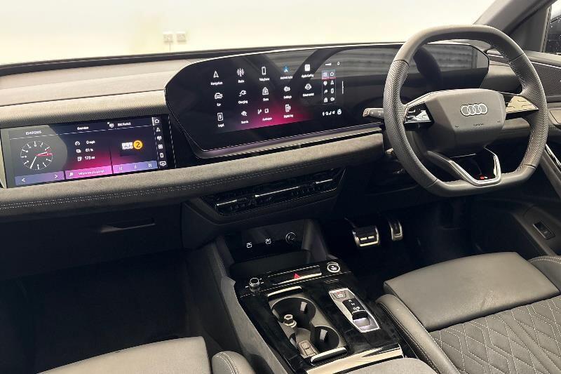 Used Audi Q6 e-tron 2024 for sale - 76171257: Photo 2