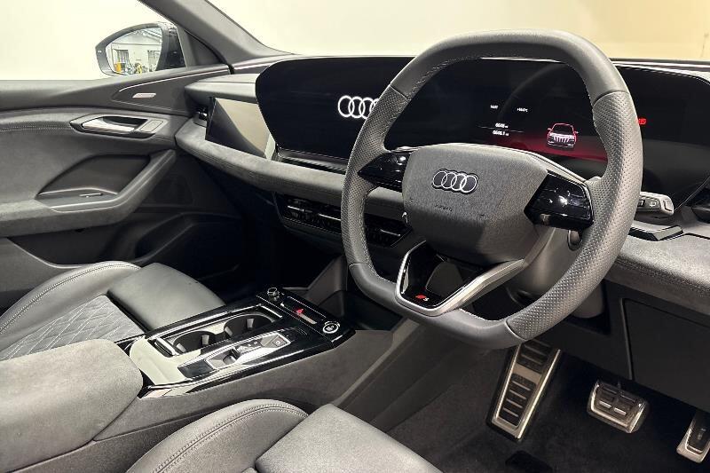 Used Audi Q6 e-tron 2024 for sale - 76171257: Photo 6