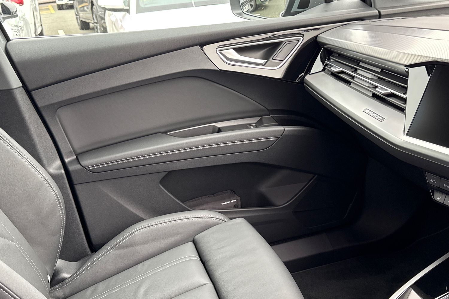 Used Audi Q4 e-tron 2026 for sale - 77368459: Photo 14