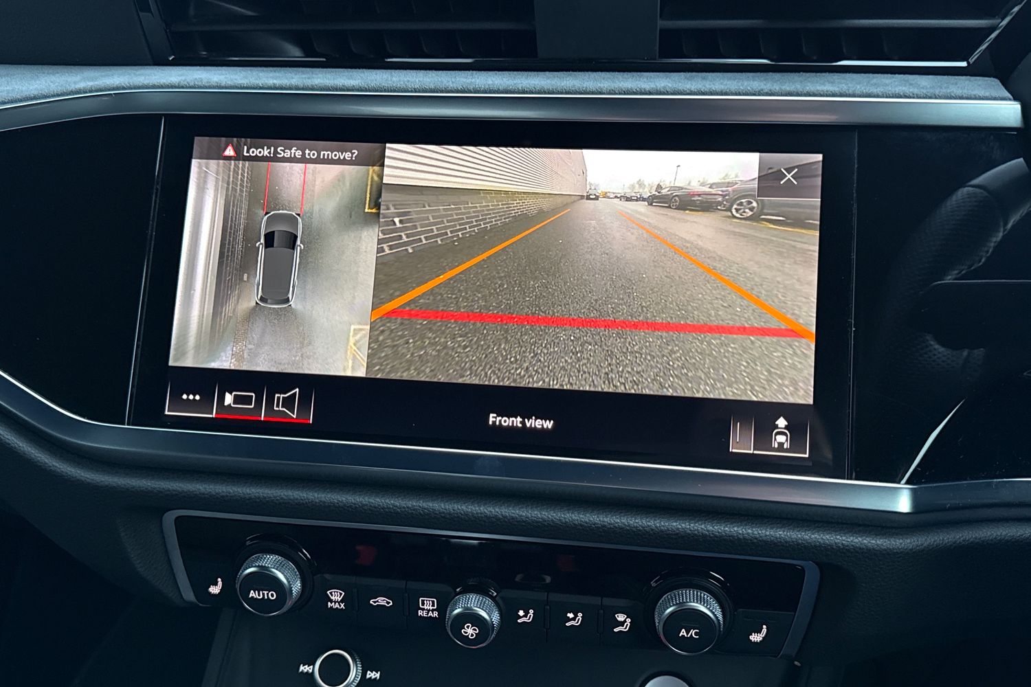 Used Audi Q3 2020 for sale - 77220025: Photo 45