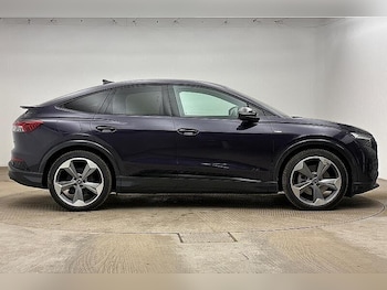 Used Audi Q4 e-tron 2025 for sale - 78594284: Photo
