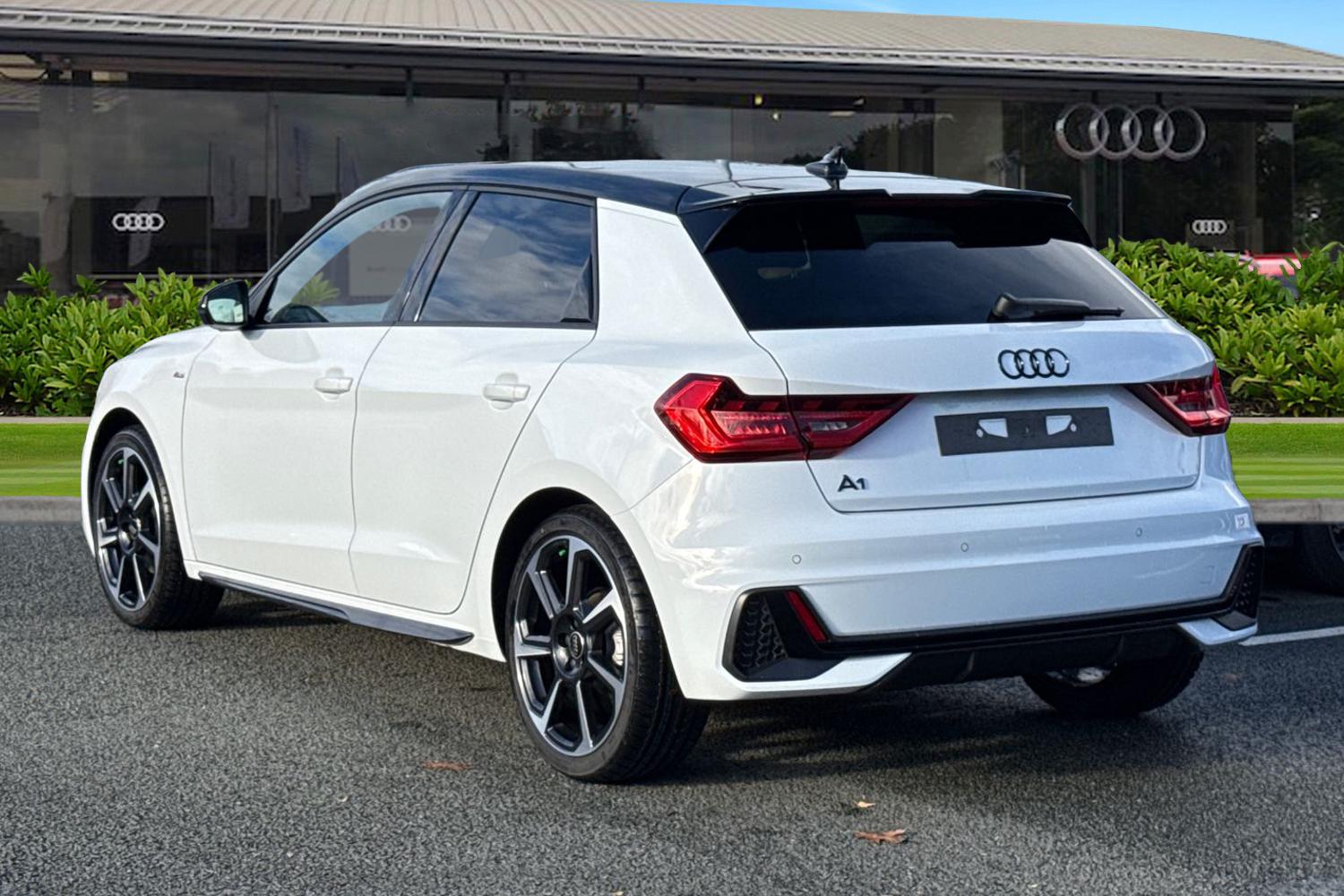 Used Audi A1 2025 for sale - 76590424: Photo 2