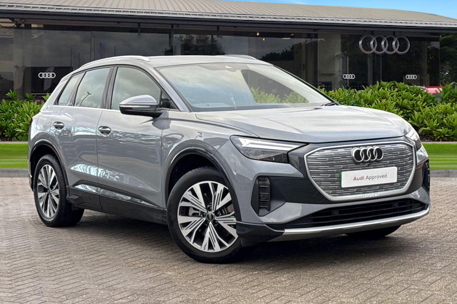 Used Audi Q4 e-tron 2024 for sale - 76916564: Photo 1