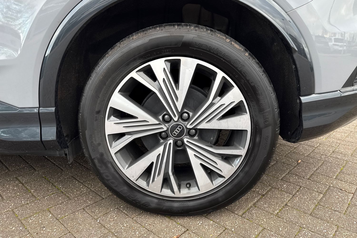 Used Audi Q4 e-tron 2024 for sale - 76916564: Photo 12