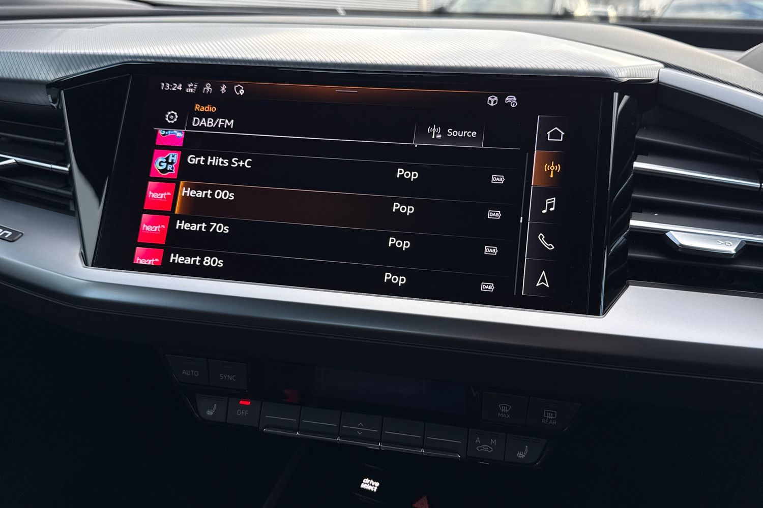 Used Audi Q4 e-tron 2024 for sale - 76916564: Photo 38