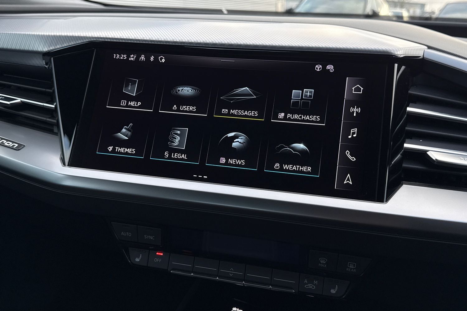 Used Audi Q4 e-tron 2024 for sale - 76916564: Photo 42