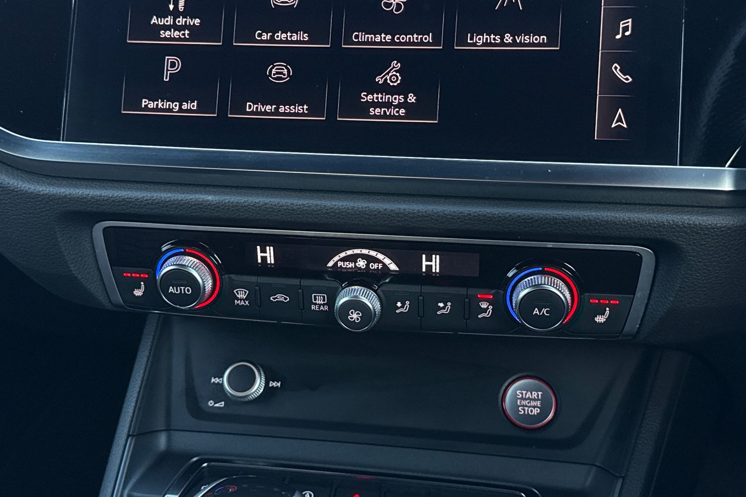 Used Audi RS Q3 2020 for sale - 77383266: Photo 19