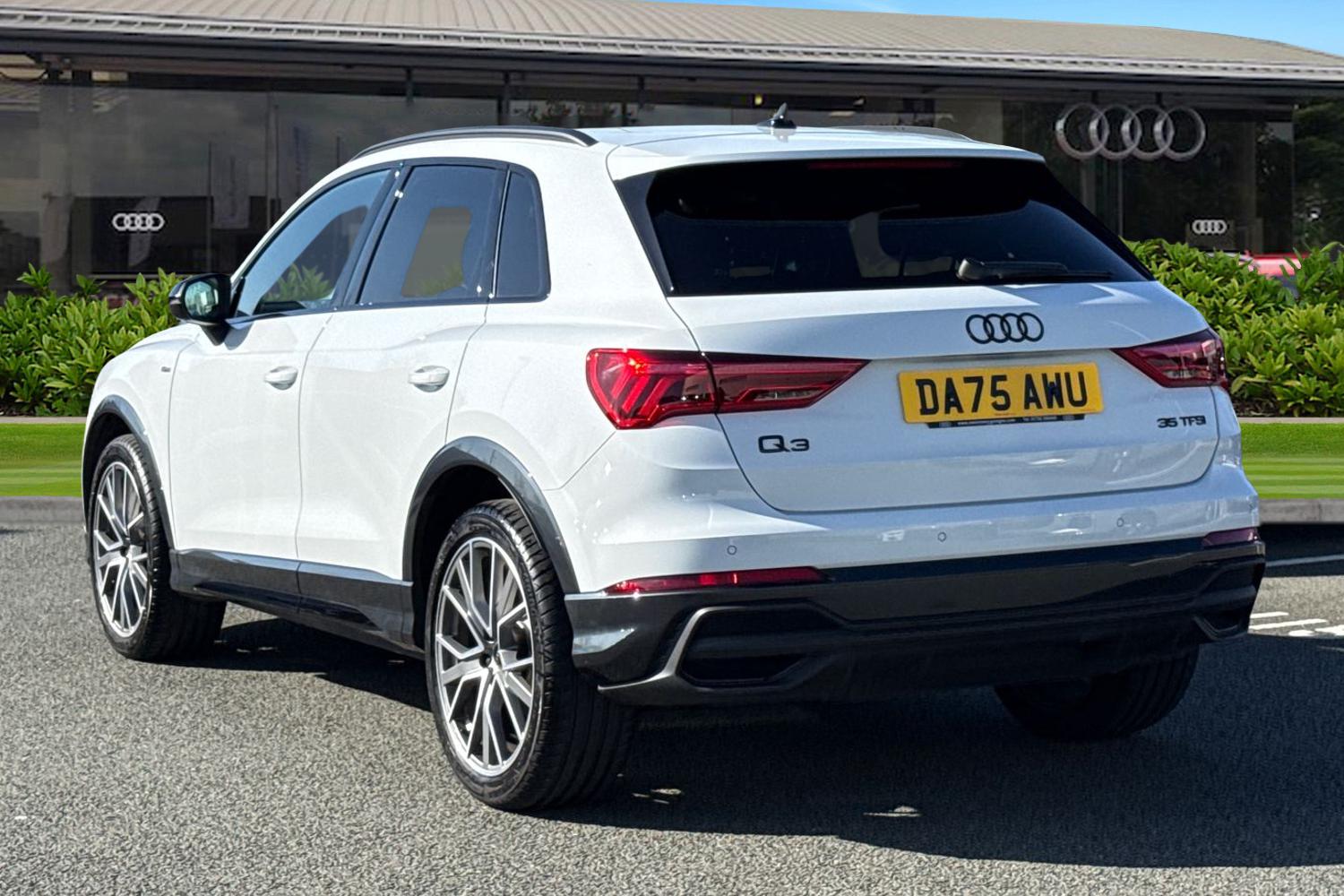 Used Audi Q3 2025 for sale - 77929025: Photo 2