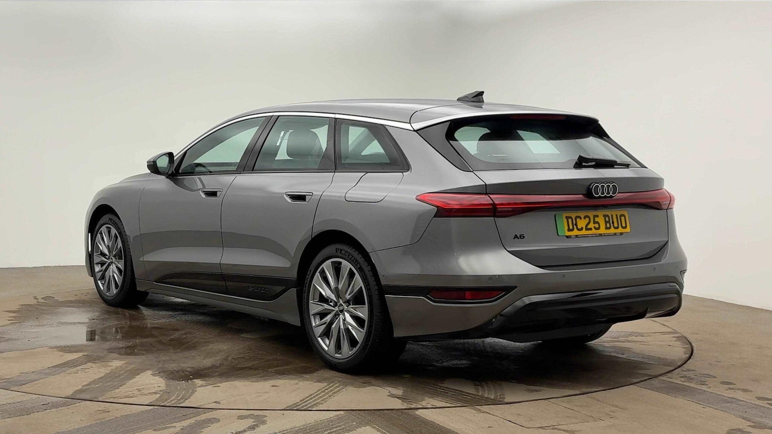 Used Audi A6 e-tron Avant 2025 for sale - 77152462: Photo 3