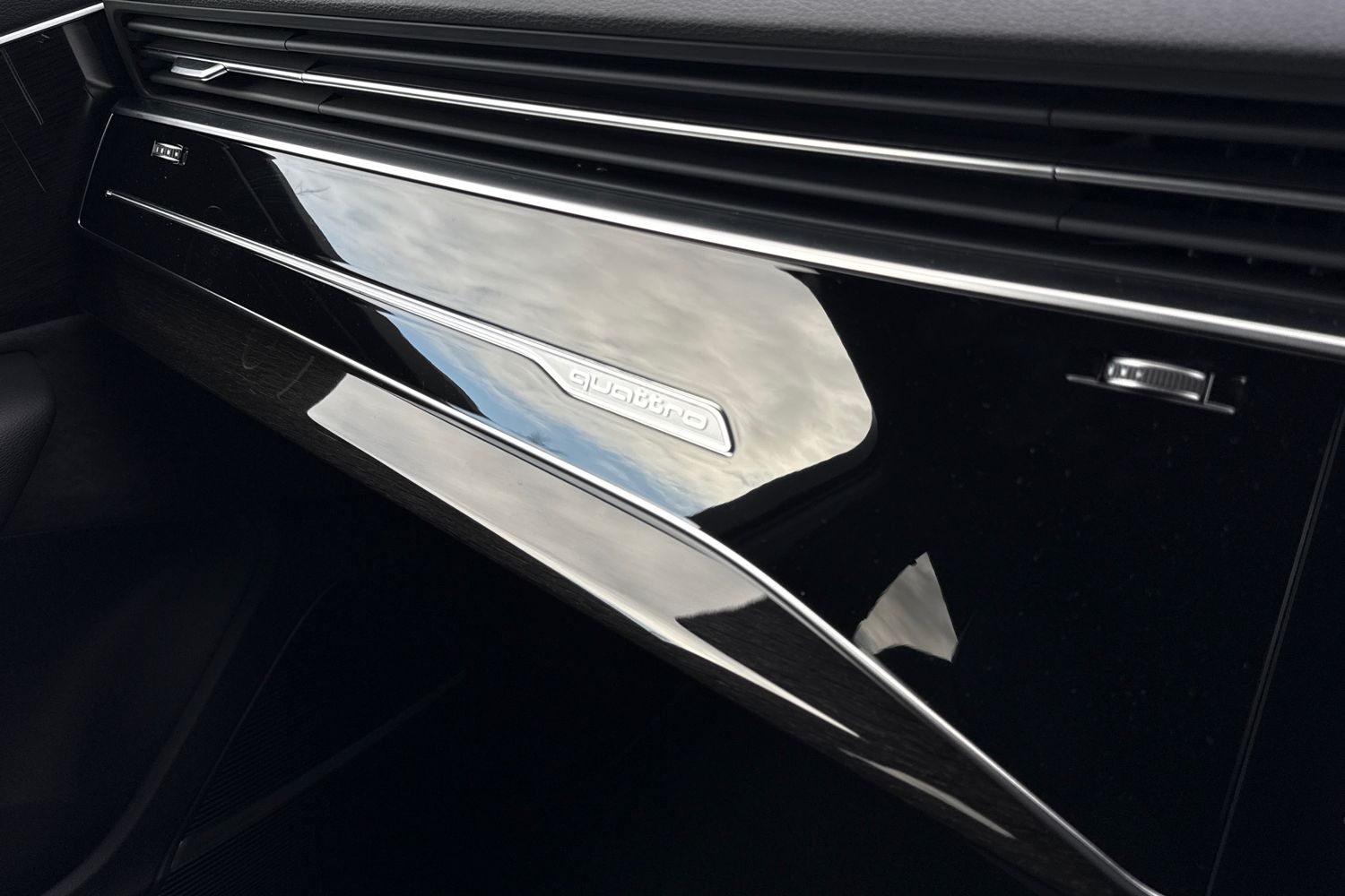 Used Audi SQ7 2026 for sale - 77473166: Photo 57