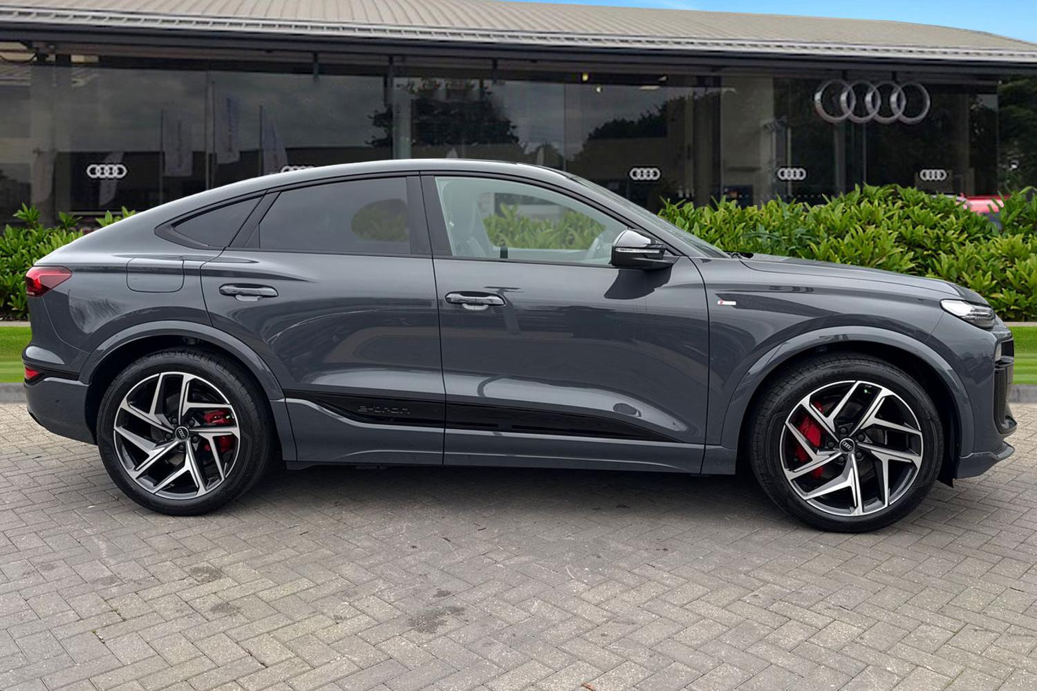 Used Audi Q6 e-tron 2026 for sale - 77382644: Photo 3