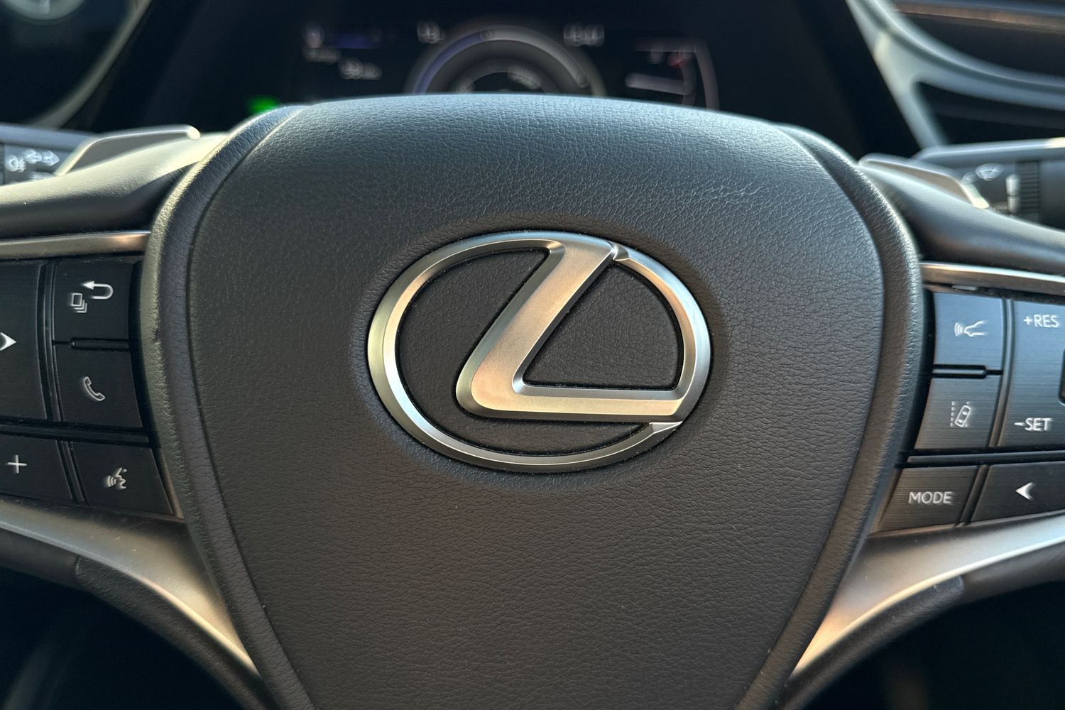 Used Lexus ES 2023 for sale - 77929045: Photo 56
