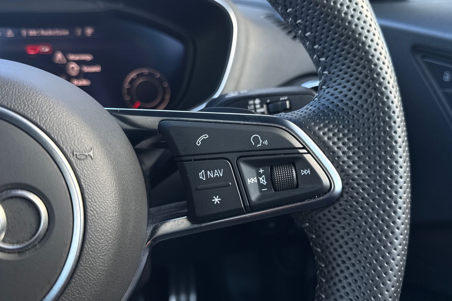 Used Audi TT 2023 for sale - 76649377: Photo 58