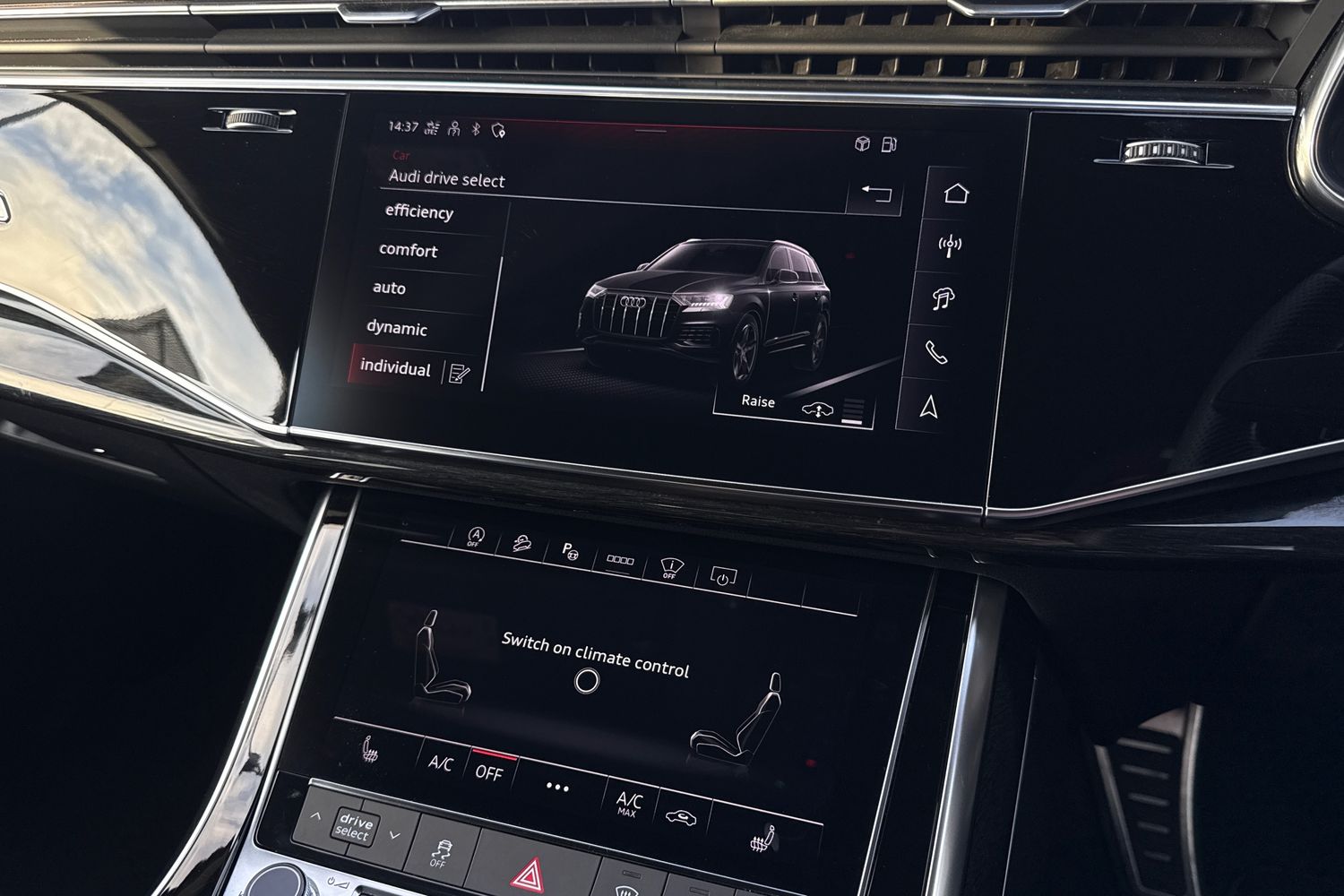 Used Audi SQ7 2024 for sale - 76805354: Photo 29