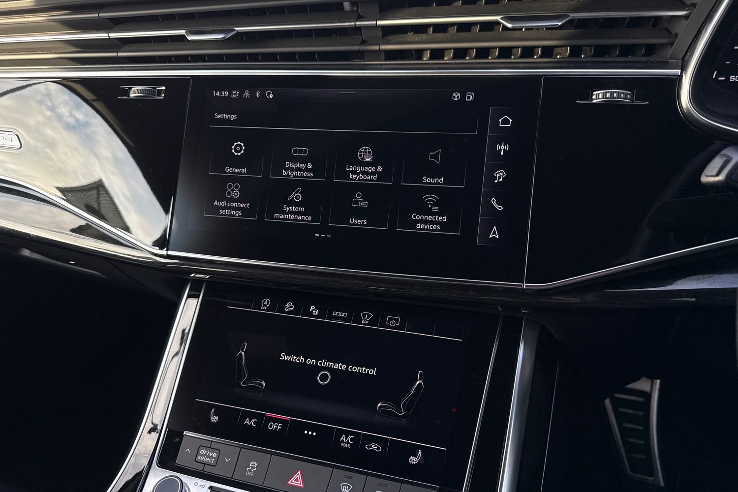 Used Audi SQ7 2024 for sale - 76805354: Photo 40