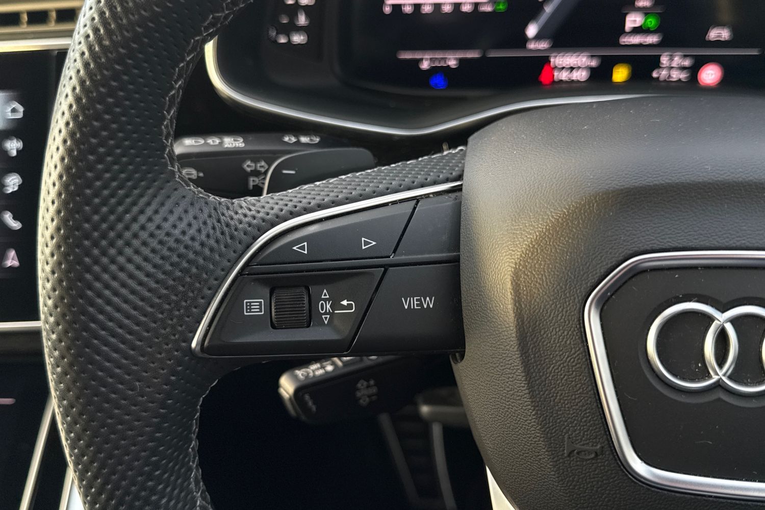 Used Audi SQ7 2024 for sale - 76805354: Photo 55