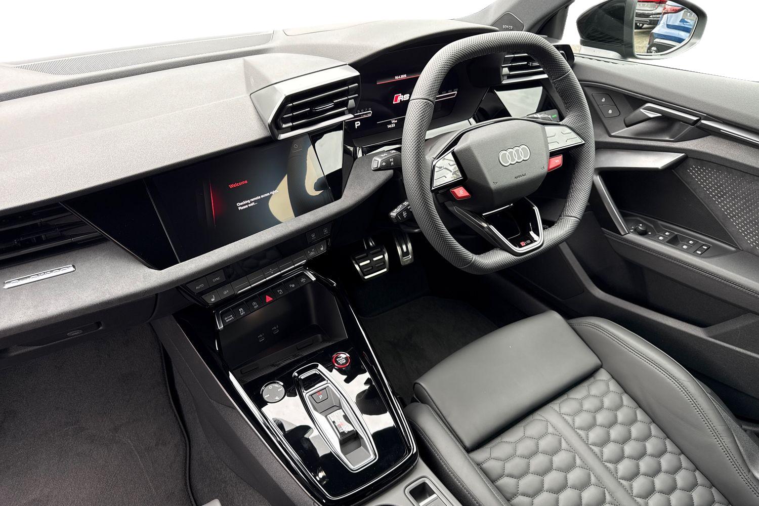 Used Audi RS3 2025 for sale - 76177350: Photo 14