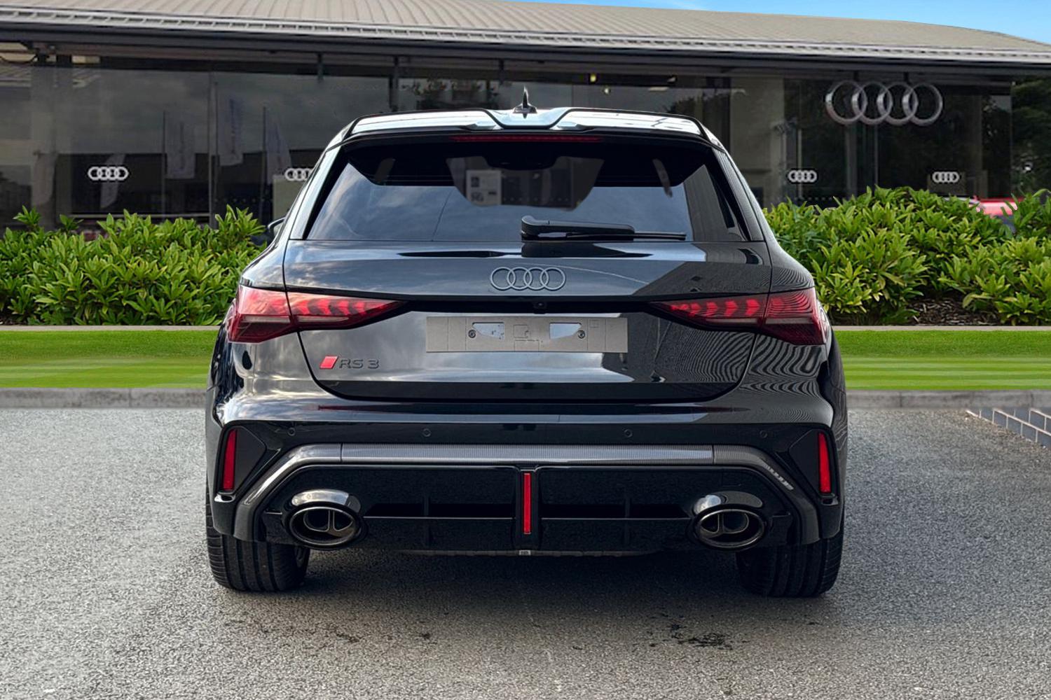 Used Audi RS3 2025 for sale - 76445548: Photo 4