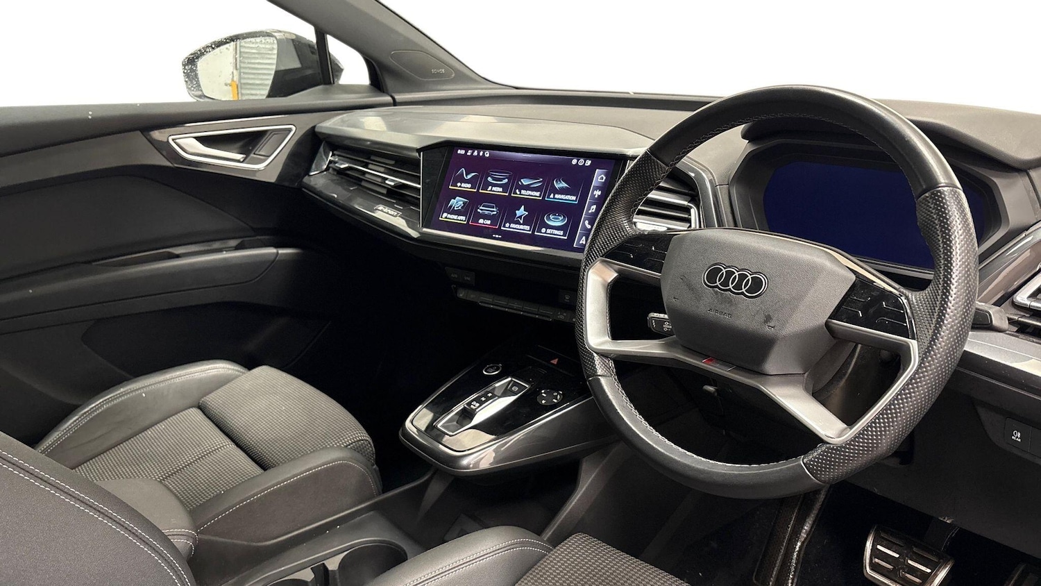 Used Audi Q4 e-tron 2023 for sale - 77733696: Photo 6