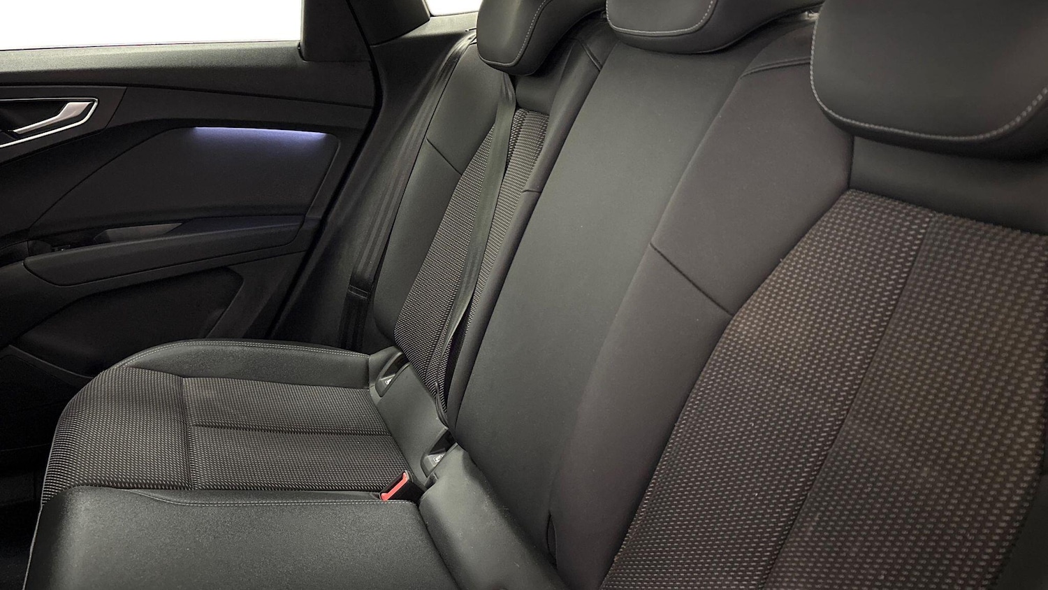 Used Audi Q4 e-tron 2023 for sale - 77733696: Photo 7