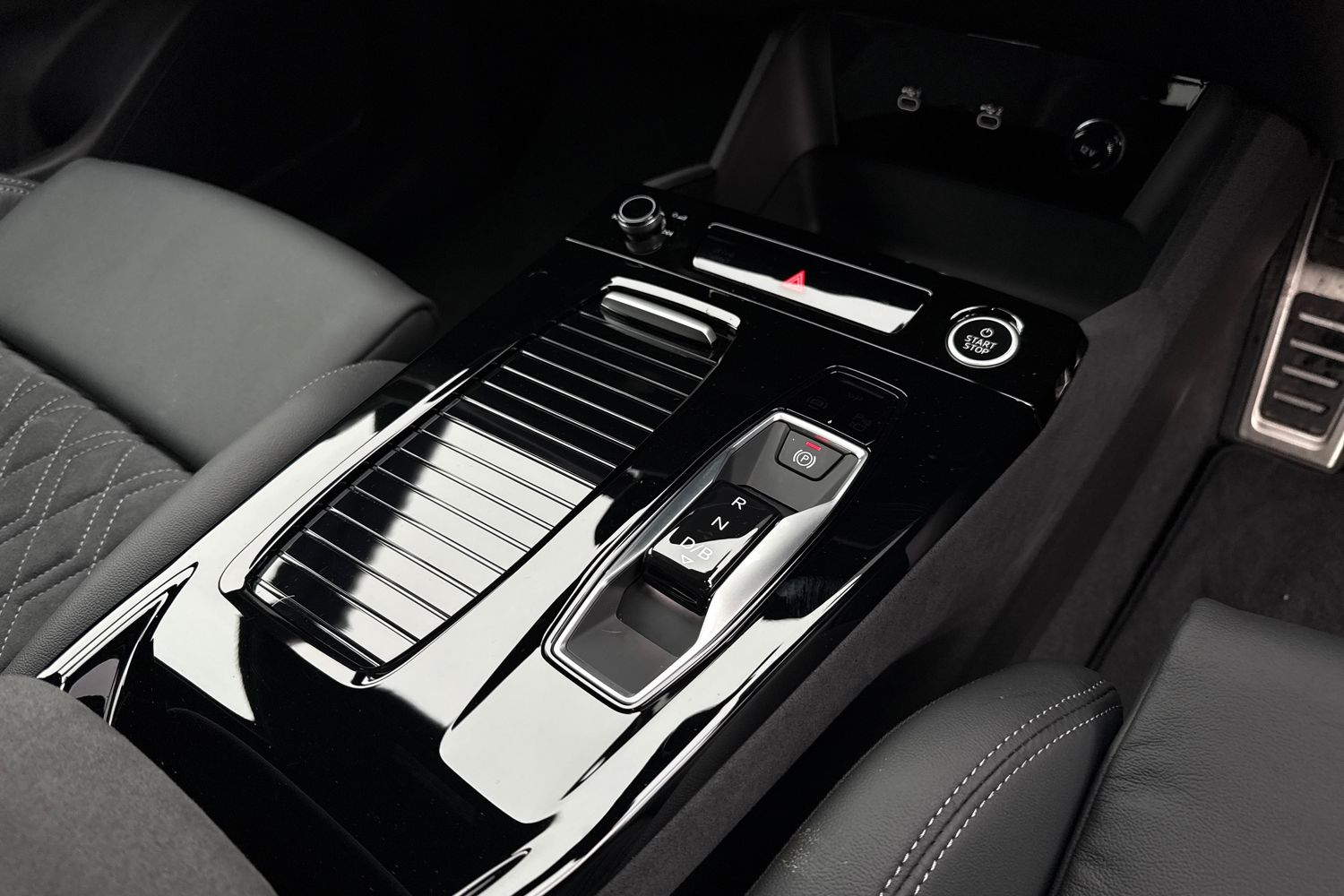 Used Audi Q6 e-tron 2025 for sale - 77302915: Photo 22