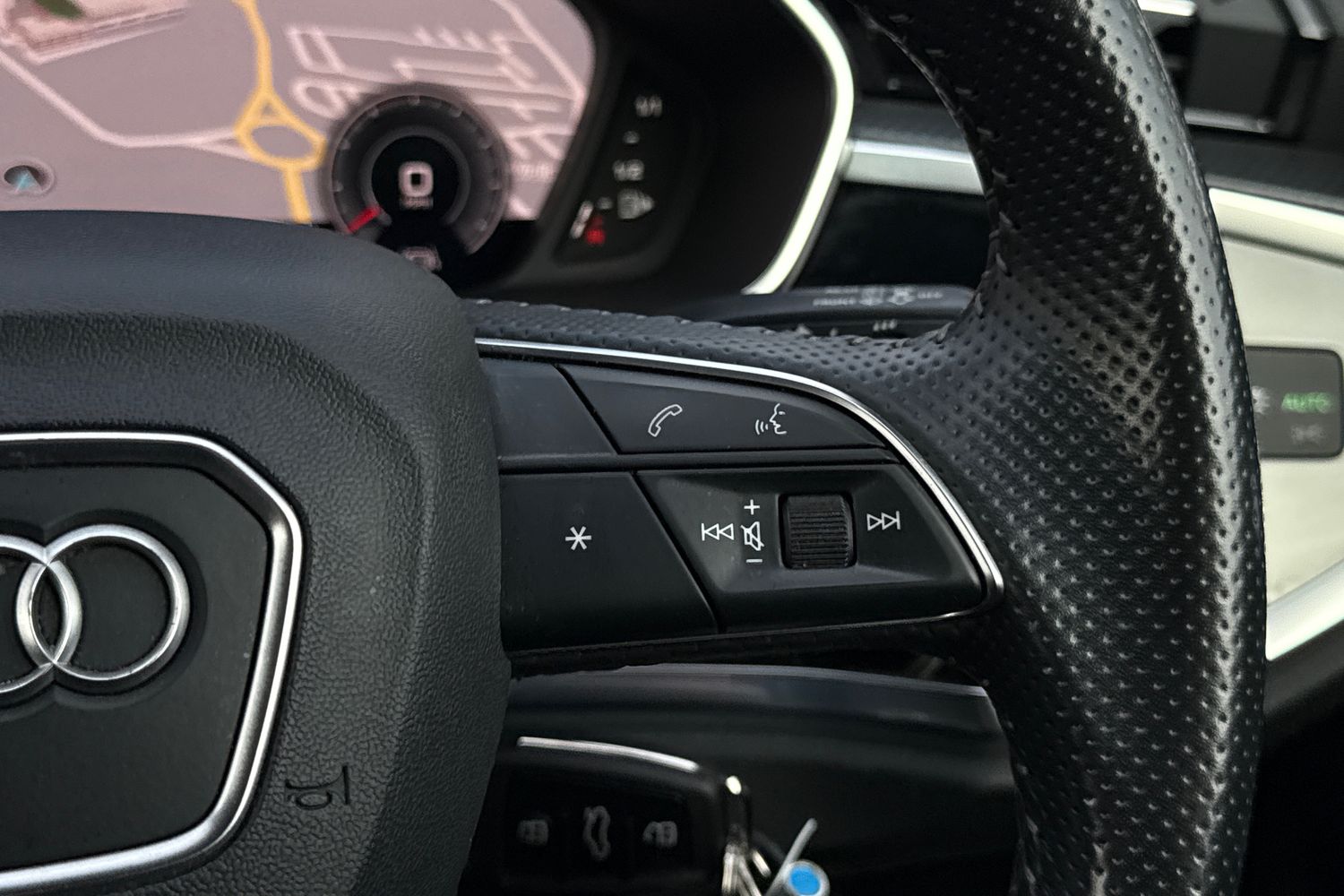 Used Audi Q3 2020 for sale - 77774138: Photo 37