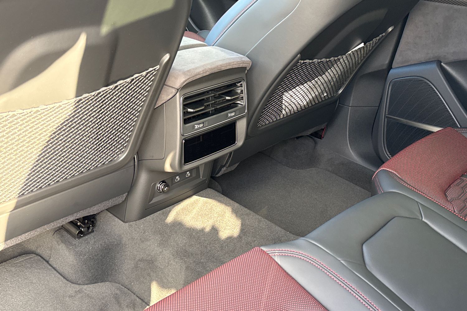 Used Audi RS Q8 2026 for sale - 77348276: Photo 53