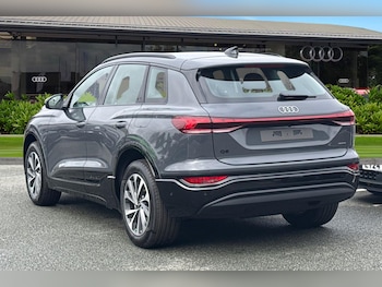 Used Audi Q6 e-tron 2026 for sale - 77928995: Photo