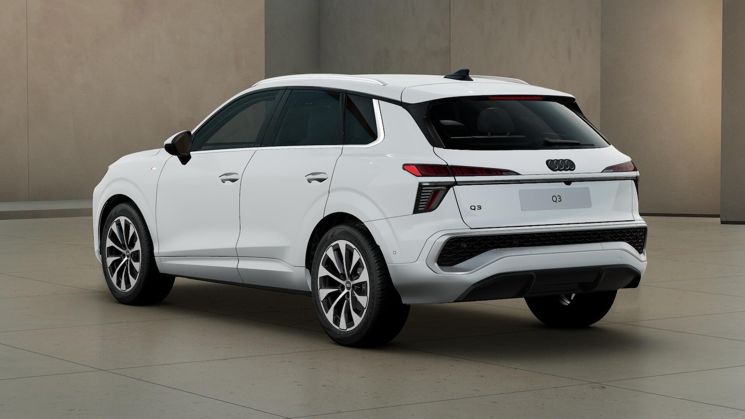 Used Audi Q3 2026 for sale - 78016324: Photo 2