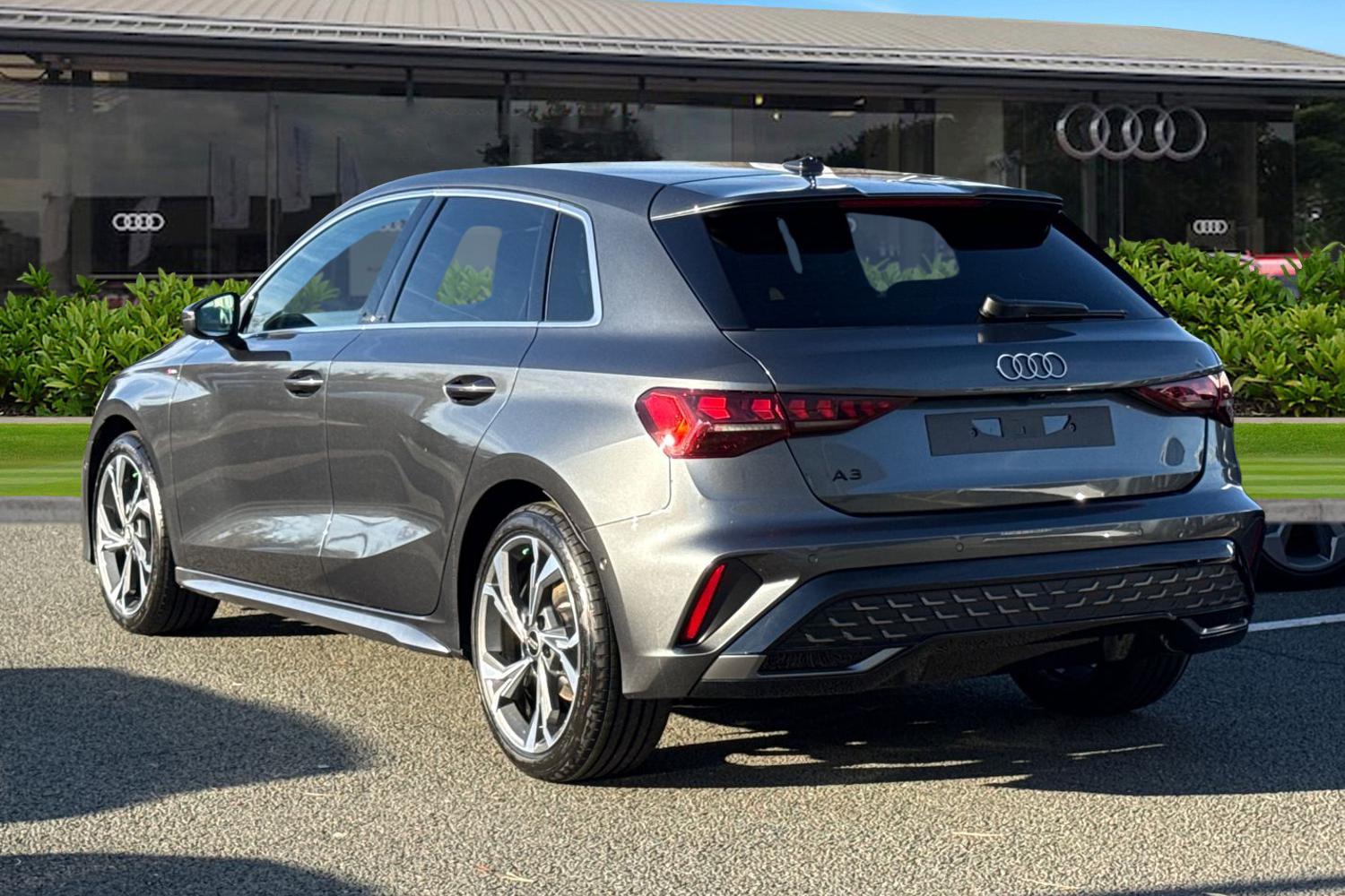Used Audi A3 2025 for sale - 76654267: Photo 2