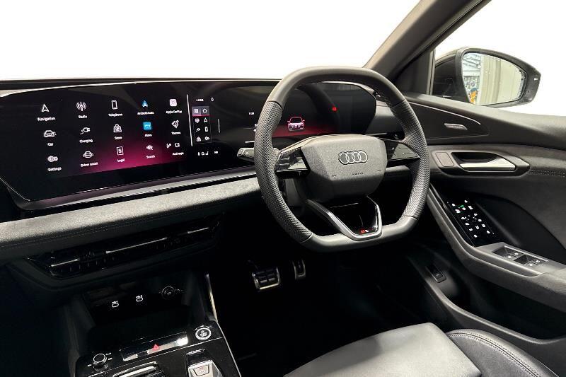 Used Audi Q6 e-tron 2024 for sale - 76171129: Photo 2