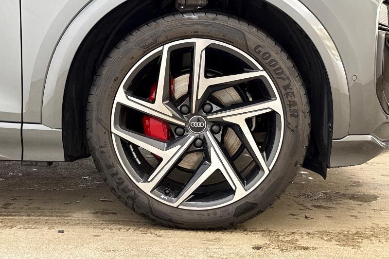 Used Audi Q6 e-tron 2024 for sale - 76171129: Photo 5