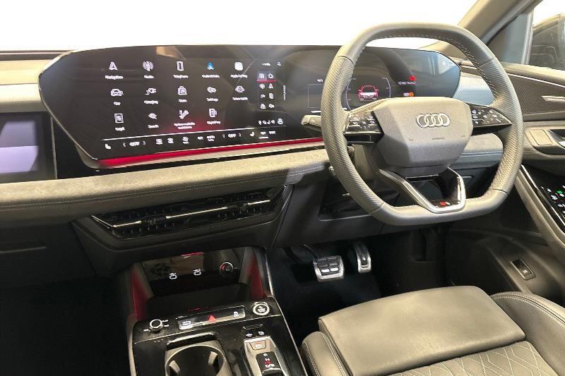 Used Audi Q6 e-tron 2024 for sale - 76171185: Photo 2