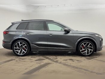 Used Audi Q6 e-tron 2024 for sale - 76171185: Photo