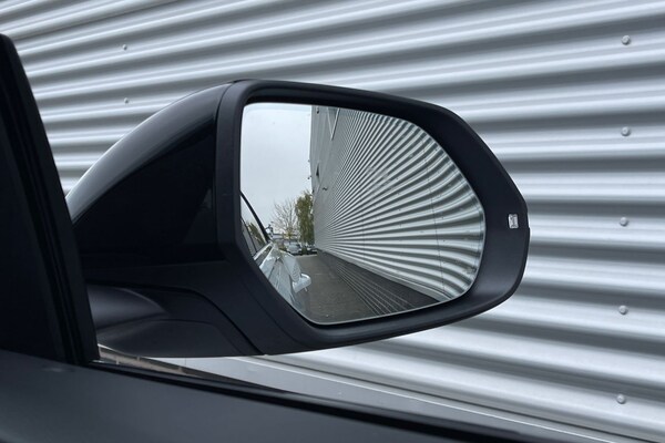 Used Audi Q8 2025 for sale - 75785452: Photo 31