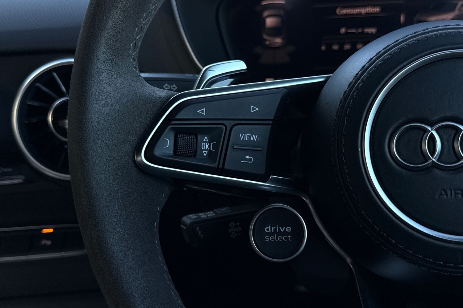 Used Audi TT 2018 for sale - 76401695: Photo 32