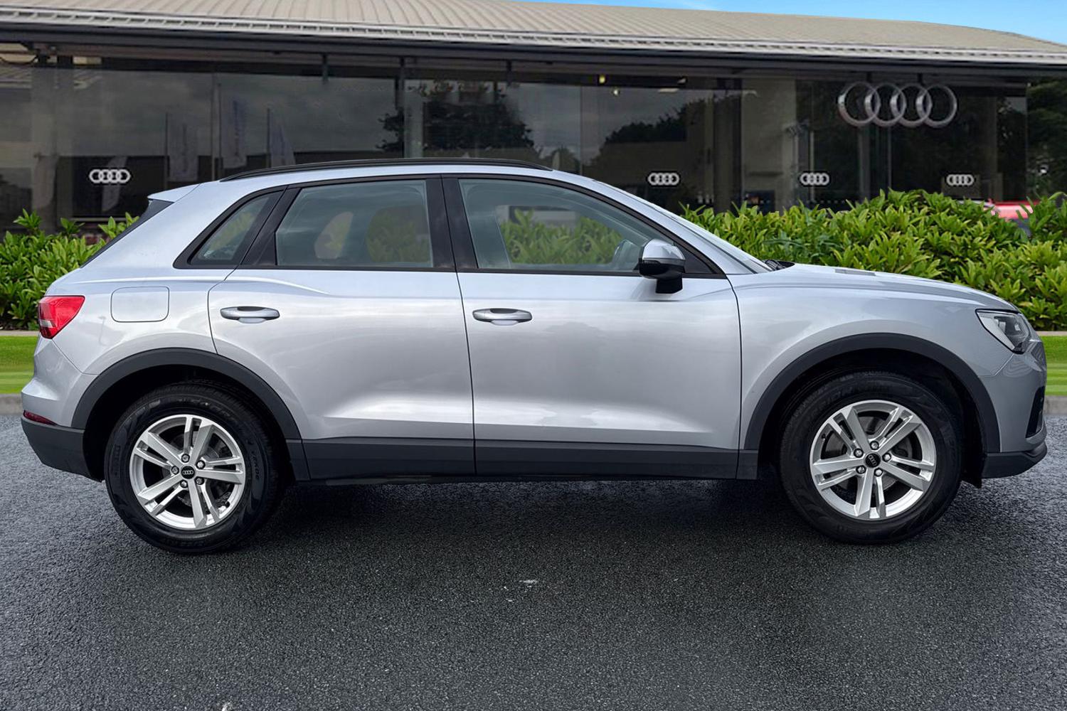 Used Audi Q3 2022 for sale - 77158783: Photo 3