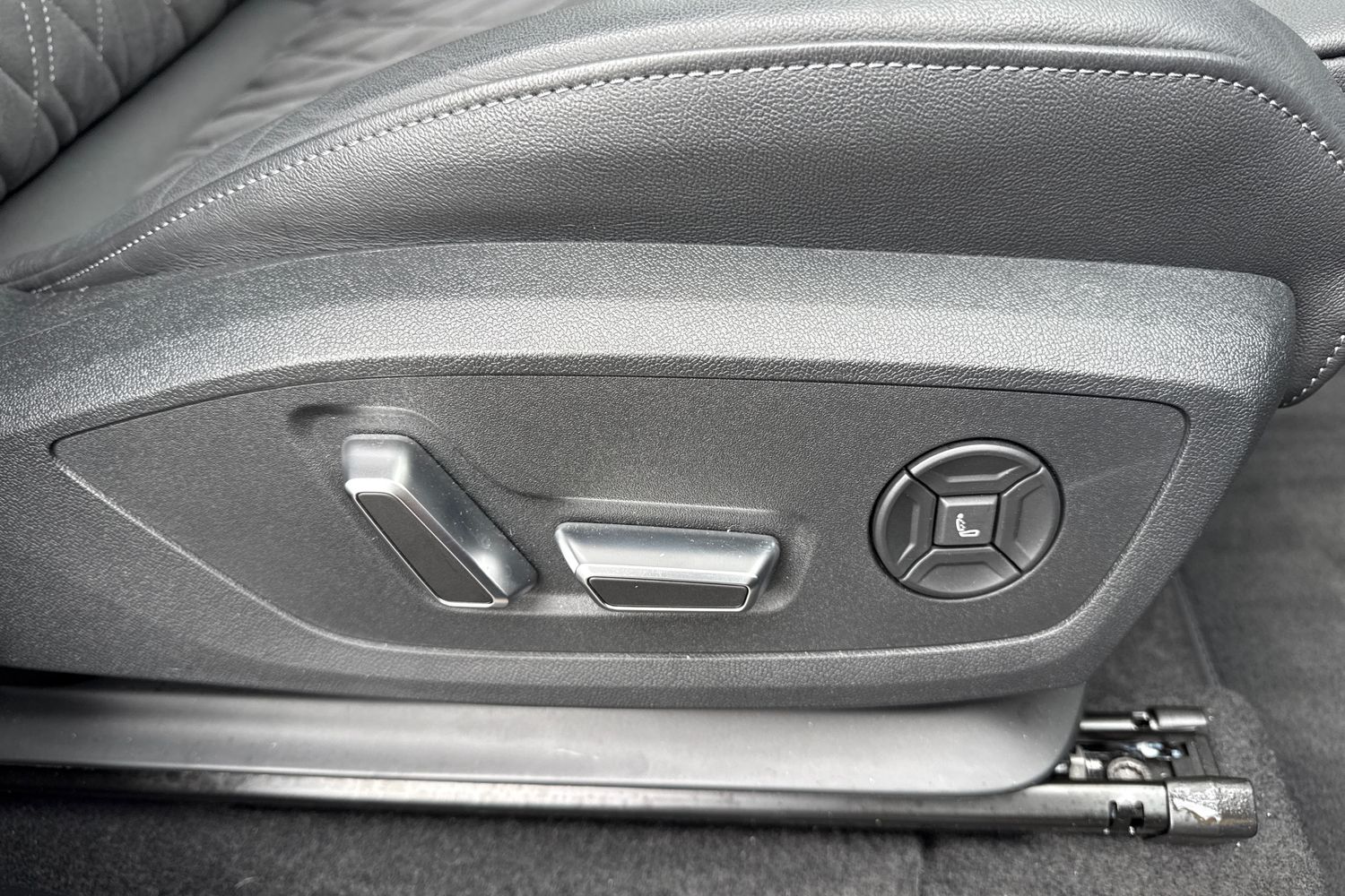 Used Audi Q6 e-tron 2025 for sale - 76158306: Photo 32