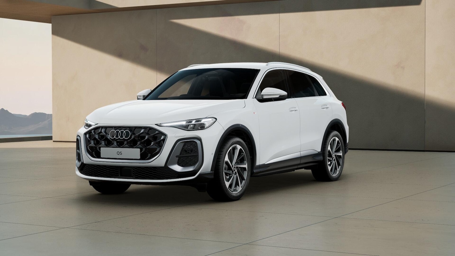 Used Audi Q5 2025 for sale - 76836301: Photo 1