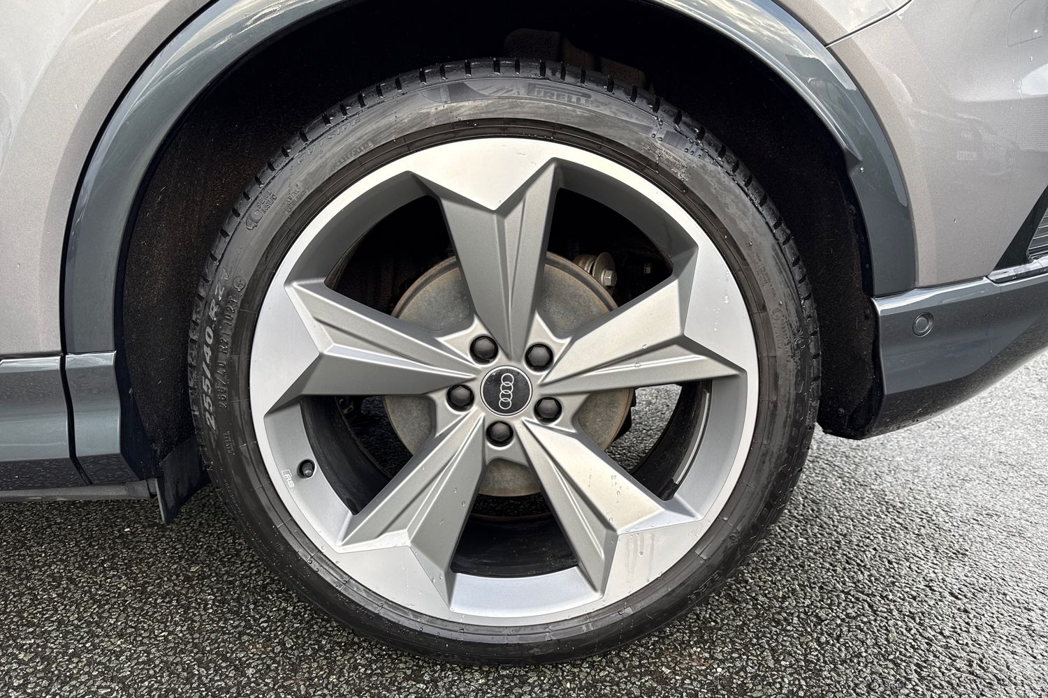 Used Audi Q4 e-tron 2025 for sale - 77172507: Photo 12