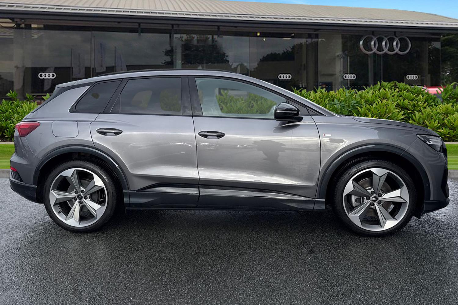 Used Audi Q4 e-tron 2025 for sale - 77172507: Photo 3