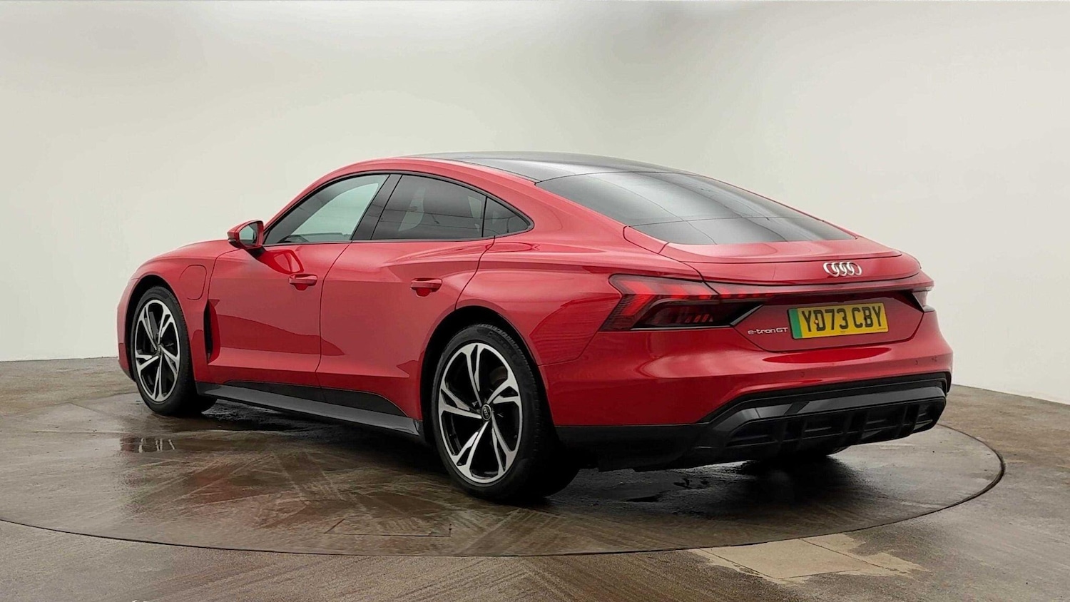 Used Audi e-tron GT 2023 for sale - 77382856: Photo 3