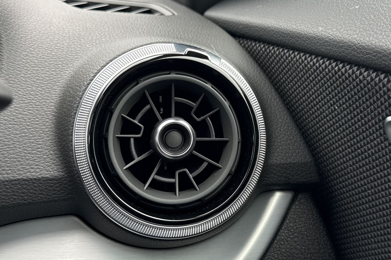 Used Audi Q2 2025 for sale - 77308812: Photo 42