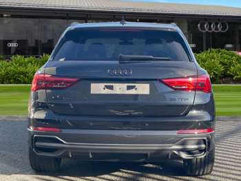 Used Audi Q3 2025 for sale - 74105104: Photo