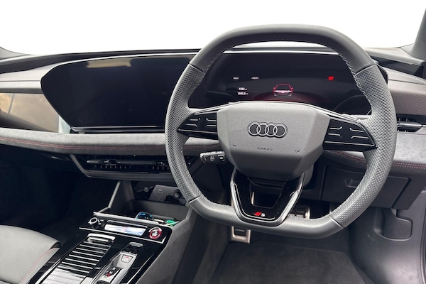 Used Audi S6 e-tron Avant 2025 for sale - 74518404: Photo 12